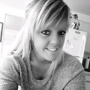 Meet your Posher, Maegan